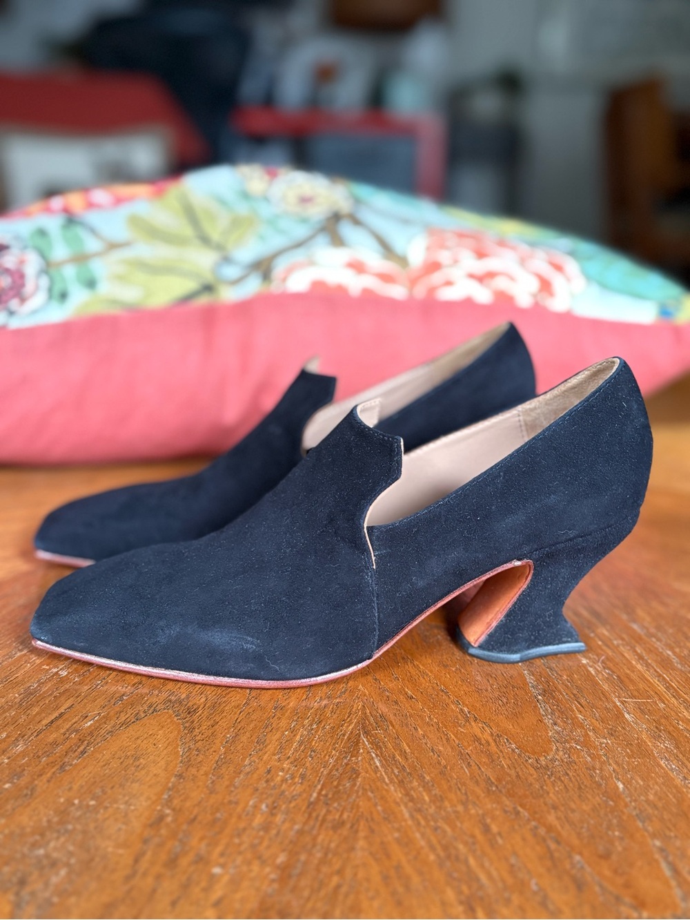 John Fluevog Superfine Cardinals : Size 6 / NEVER WORN